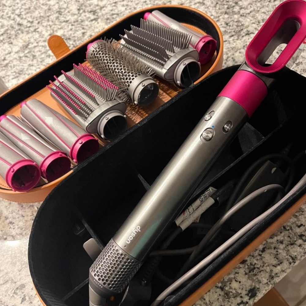 Dyson airwrap